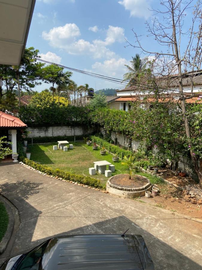 Kandy Garden Villa Exterior foto
